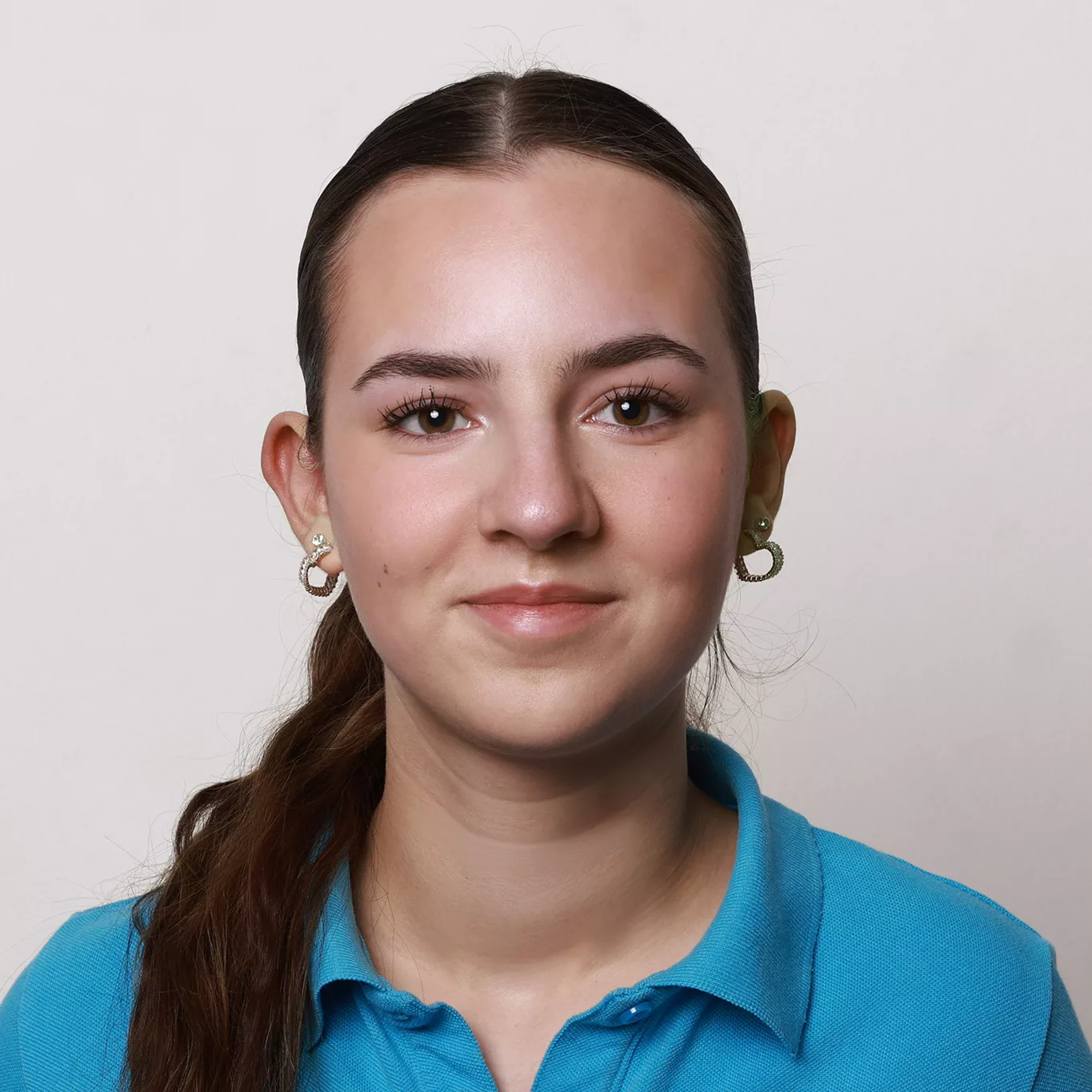 Joelle Geger, Assistenz und Verwaltung